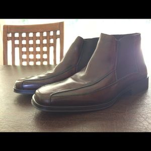Johnston & Murphy Mahogany Beldon Boot